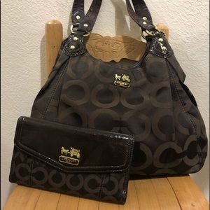 Coach Purse with wallet and dust bag